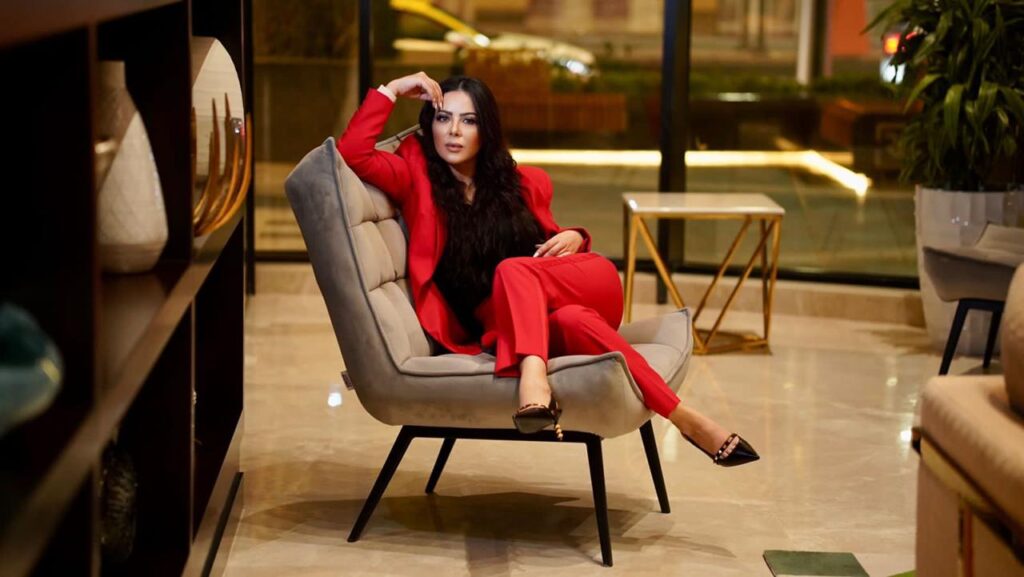 ranya noor the owner of tailor shop